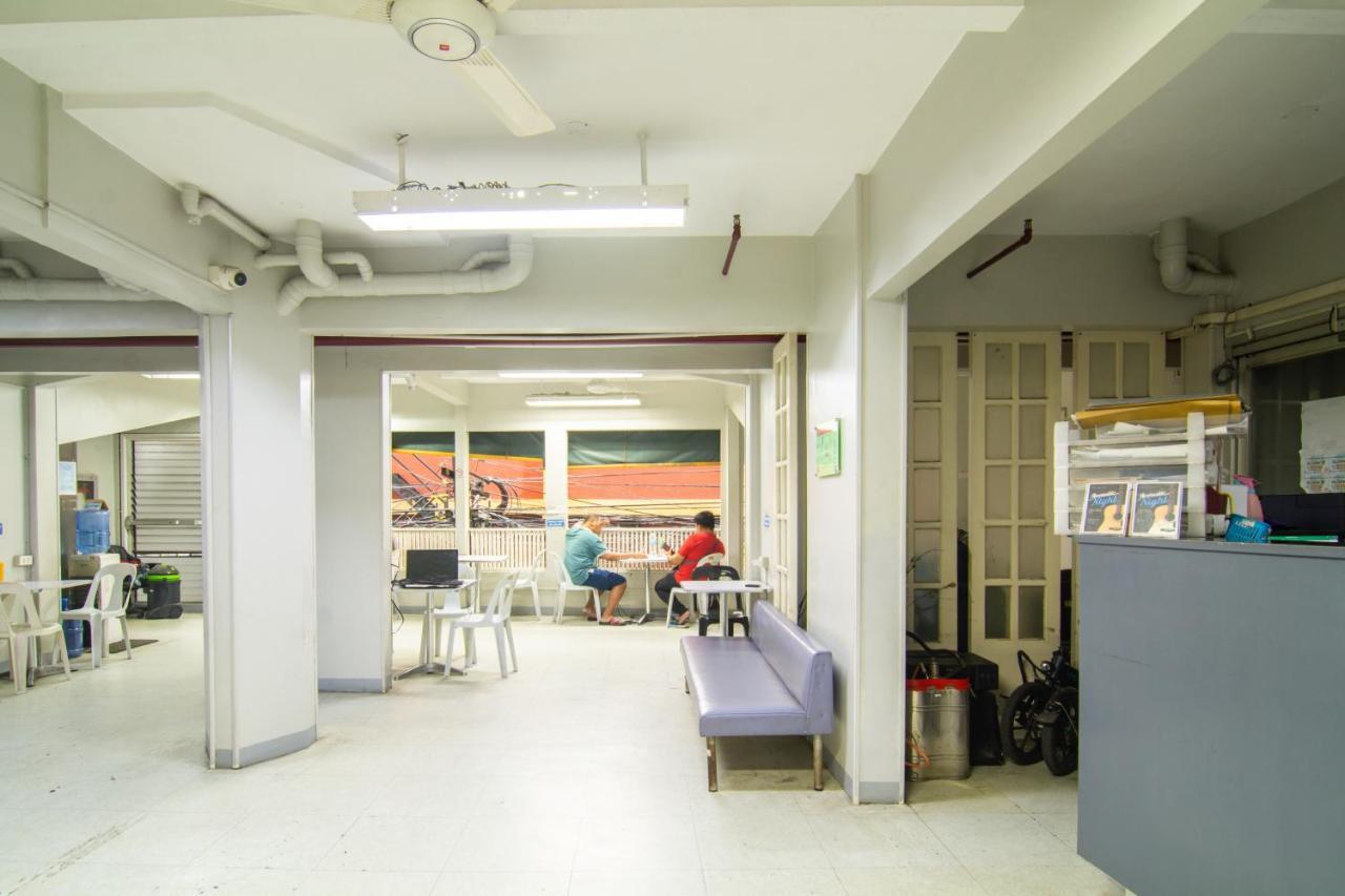 Ark Hostel City Center Manila Pasay Eksteriør billede