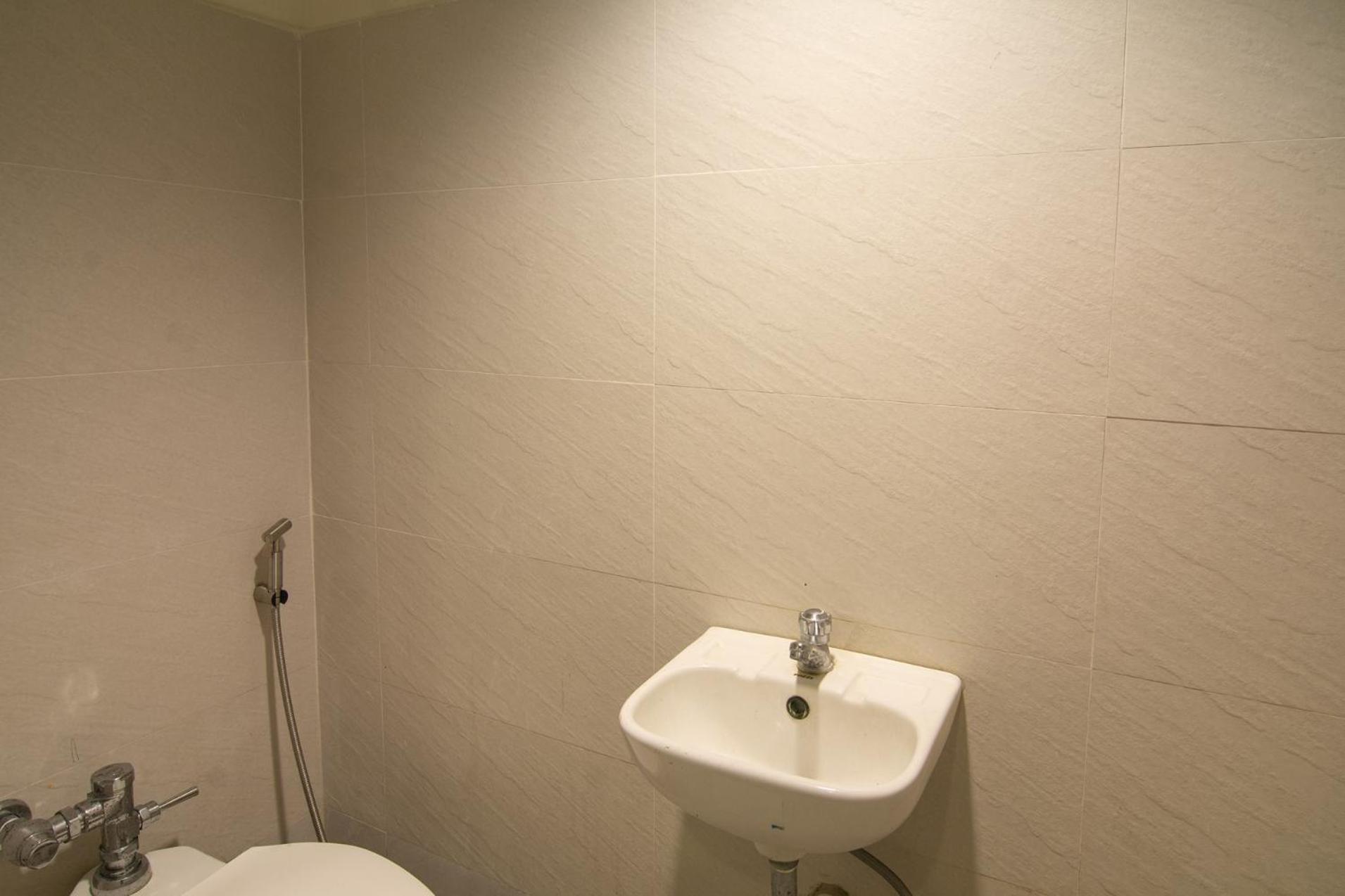 Ark Hostel City Center Manila Pasay Eksteriør billede